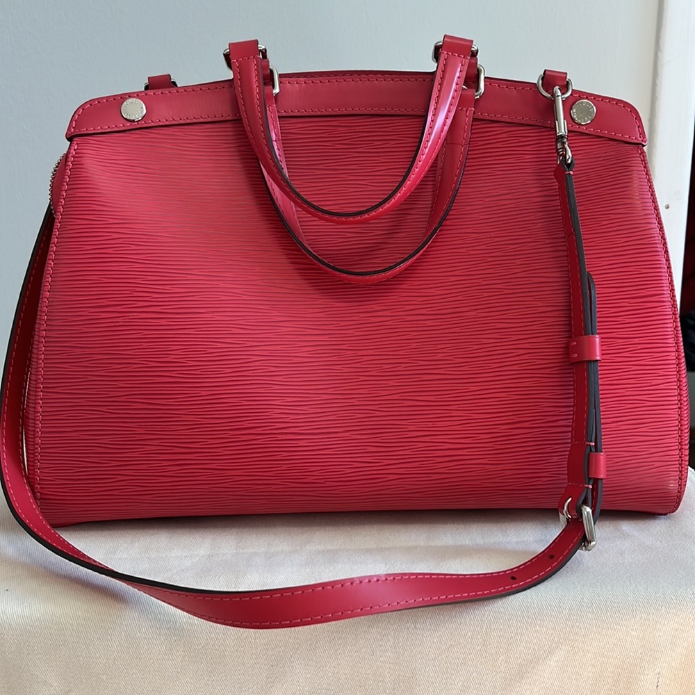 - Authentic Louis Vuitton Bag